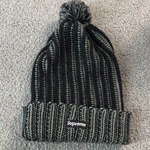 Supreme Striped Black and Gray Beanie